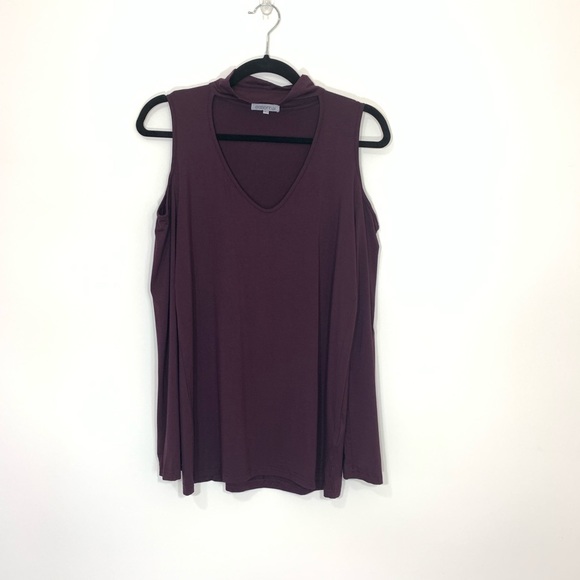 Essential Cold Shoulder Knit Top - Picture 2 of 7